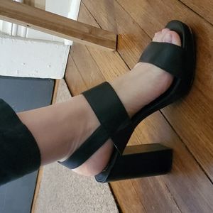 Vince Camuto Black Block Heel Size 8